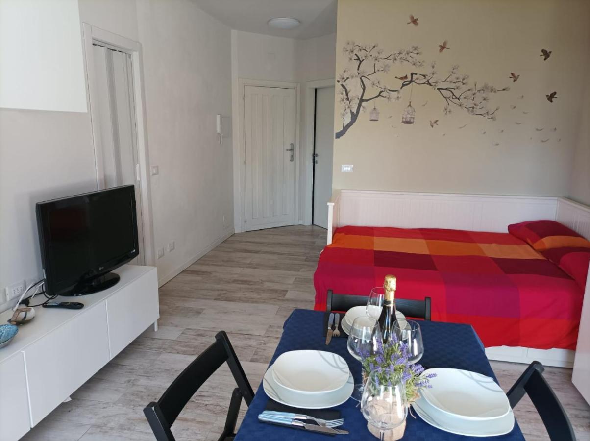 Lake View Studio Flat Riva del Garda Eksteriør bilde